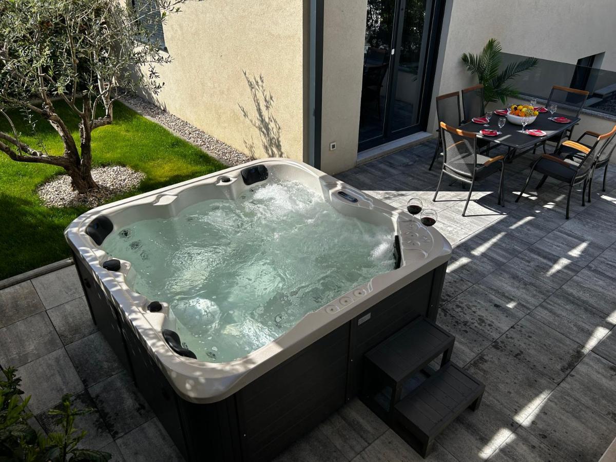 Apartments Villa 19 Подстрана Екстериор снимка