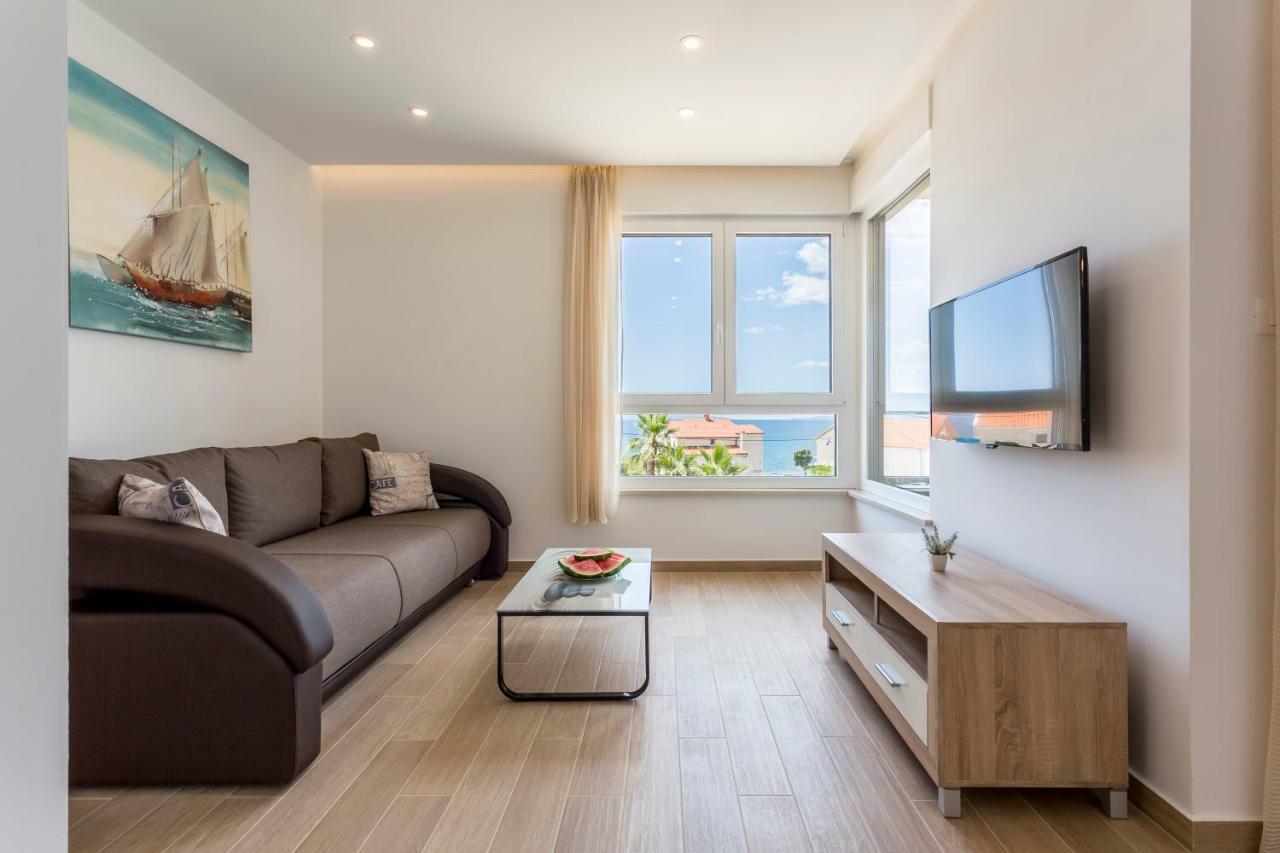 Apartments Villa 19 Подстрана Екстериор снимка
