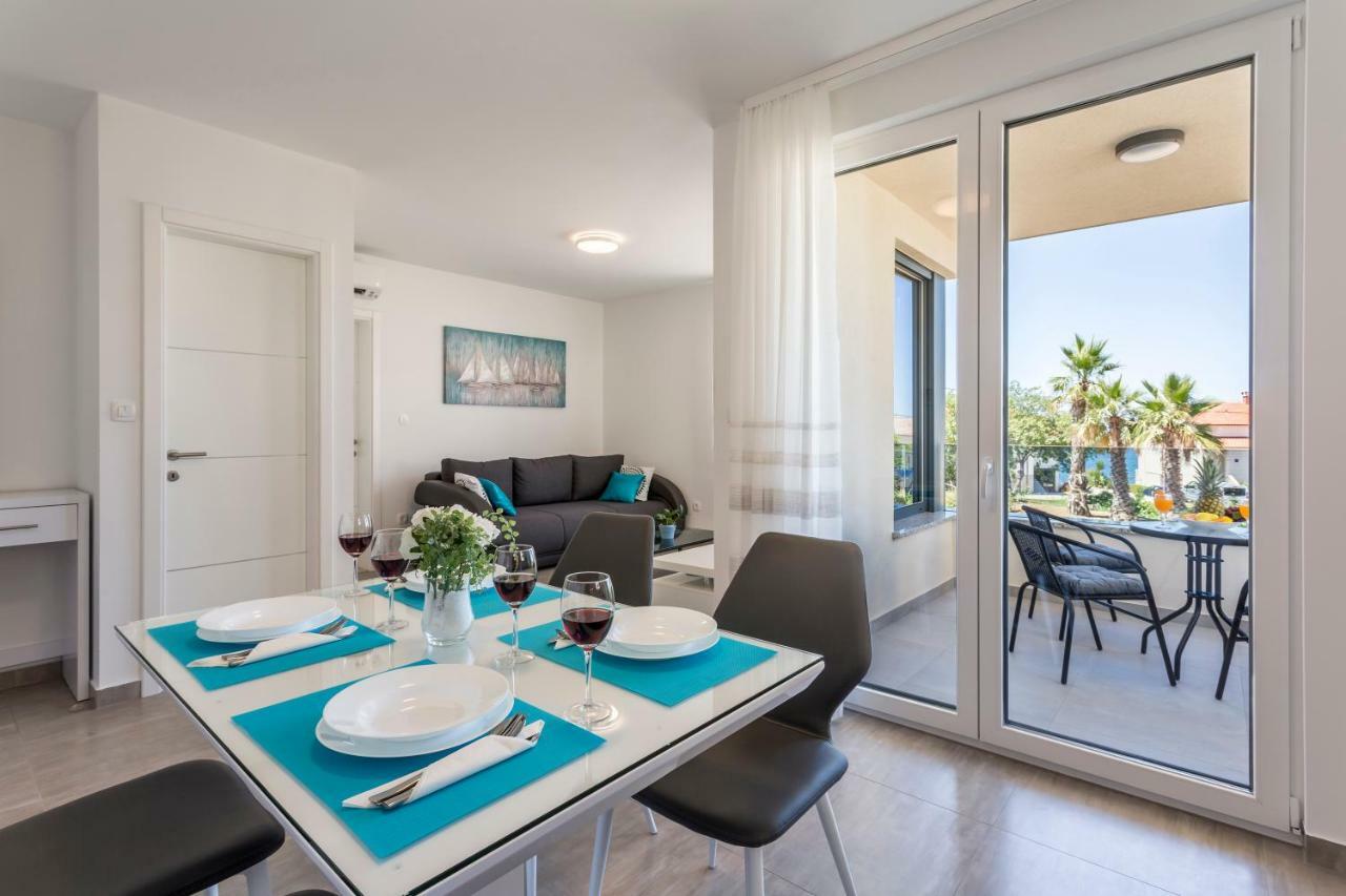 Apartments Villa 19 Подстрана Екстериор снимка