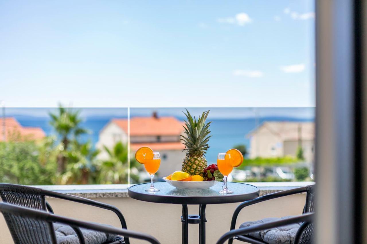 Apartments Villa 19 Подстрана Екстериор снимка